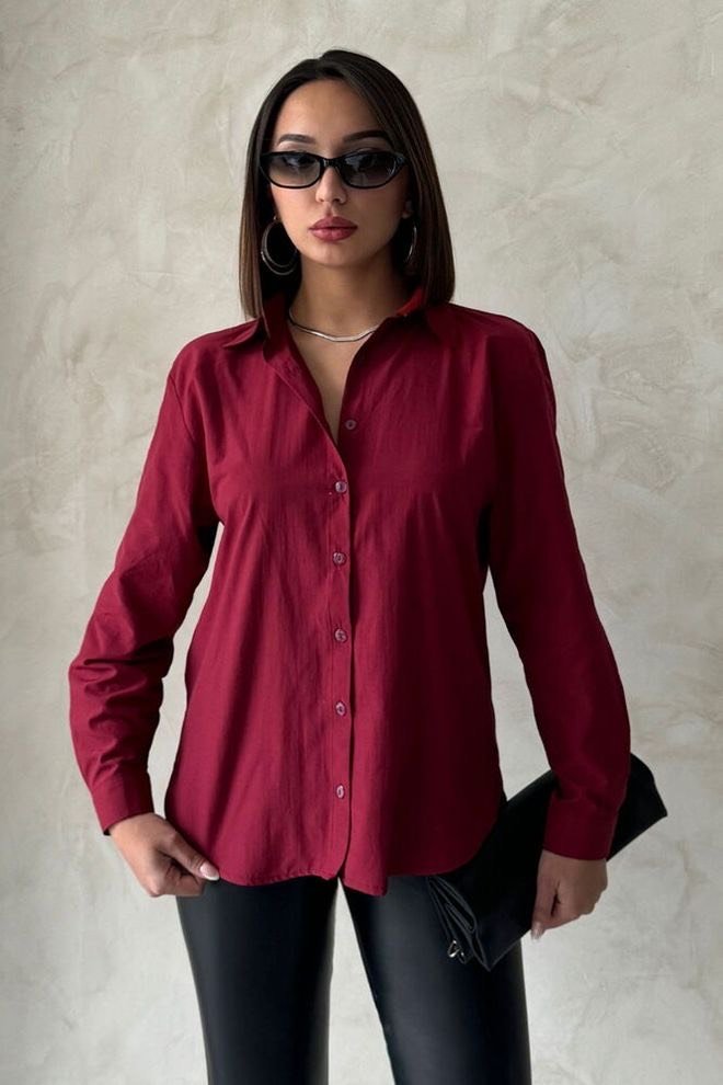 Rode blouse met kanten rug rode blouse